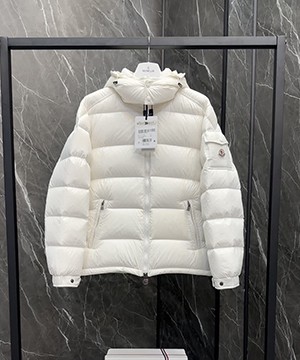 몽클레어 마야 Maya 다운 숏 패딩