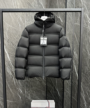 몽클레어 마삭 Masac 남성 숏 패딩