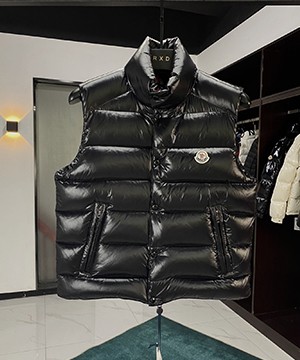 몽클레어 티브 TIB 다운 베스트 패딩 조끼