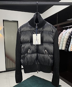 몽클레어 니트 가디건 경량 패딩