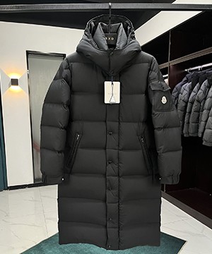 몽클레어 하노베리안 Hanoverian 롱 다운 패딩