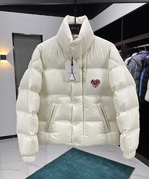 몽클레어 미삼 Misam 숏 다운 패딩