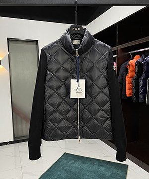 몽클레어 니트 가디건 경량 패딩