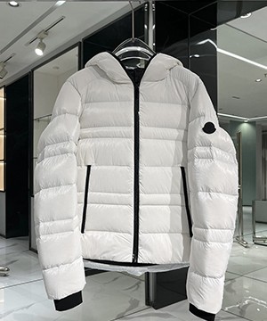 몽클레어 타론 THARON 다운 숏 패딩