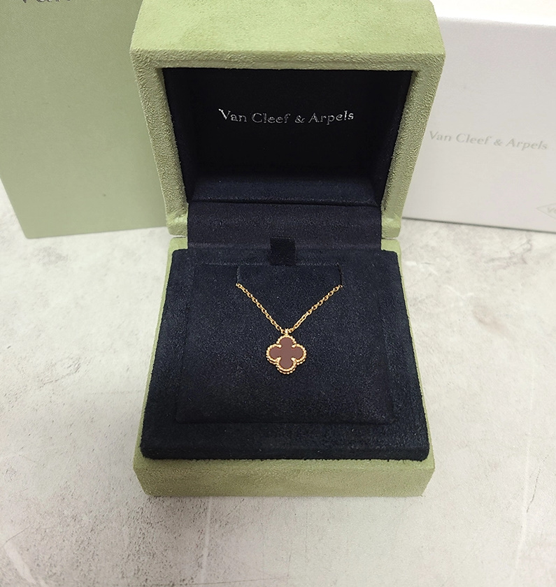 반클리프 알함브라 커넬리언 스위트 사이즈 목걸이 로즈골드 버건디