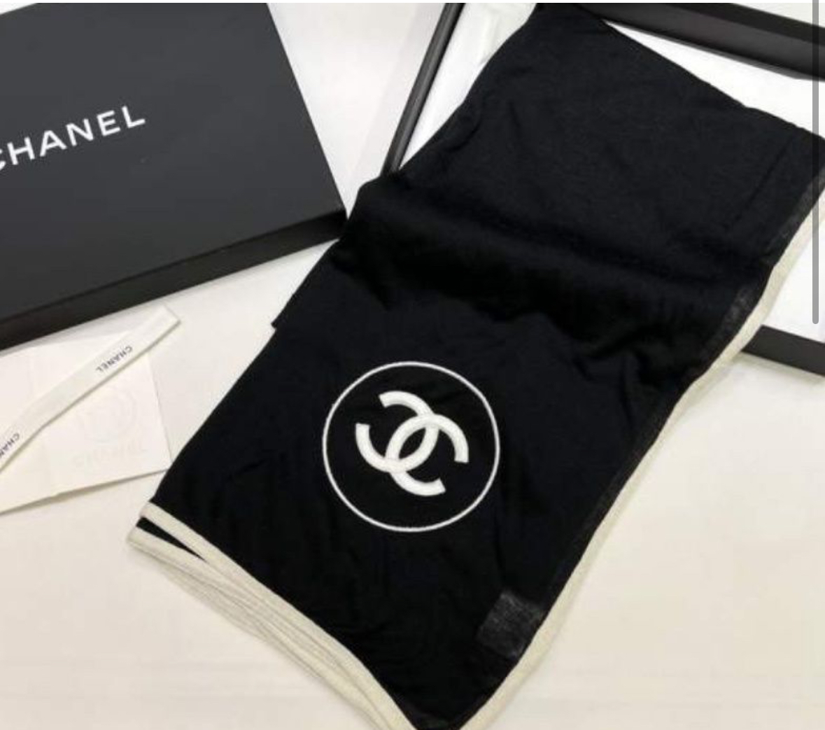 샤넬 CC로고 스톨 캐시미어 실크 머플러 A52032