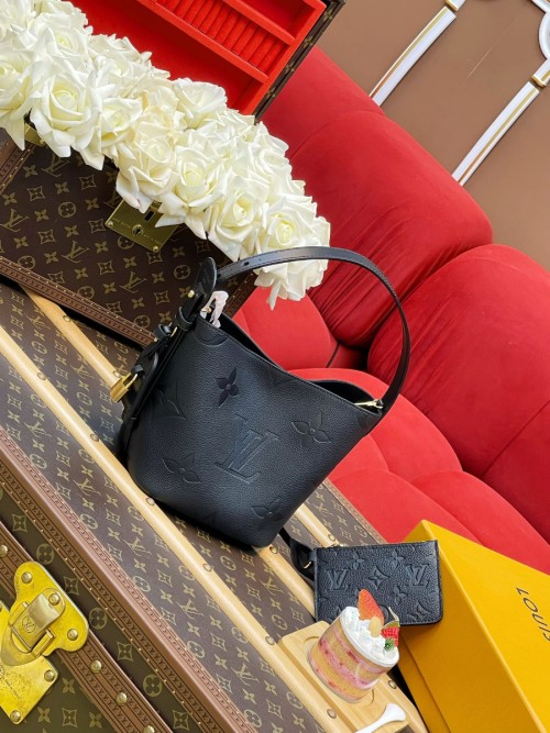 루이비통 올인 bb 모노그램 블랙