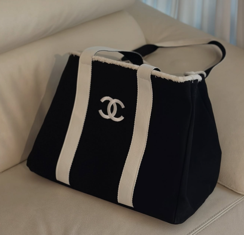 샤넬 옥스퍼드 빈티지 자수 로고 백사이즈 : 40cm x 30cm