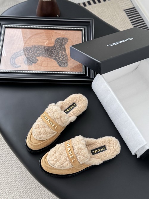 샤넬 25C 가을 겨울 신상 퍼 뮬