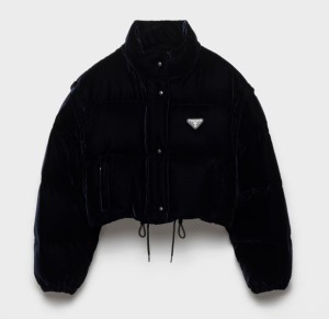 프라다 벨벳 다운 재킷 블랙