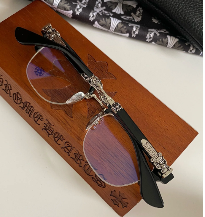 크롬하츠 에바질리스트