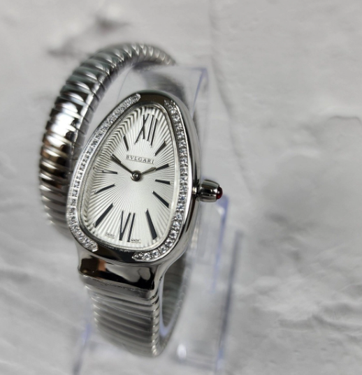불가리 세르펜티 투보가스 워치 화이트다이아