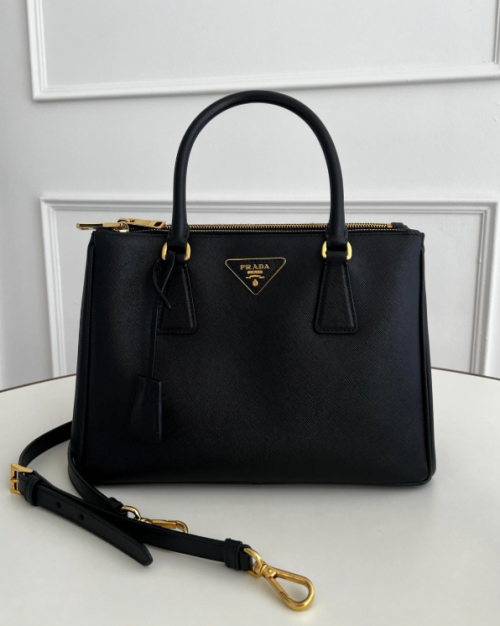 프라다 갤러리아 사피아노 레더백 블랙