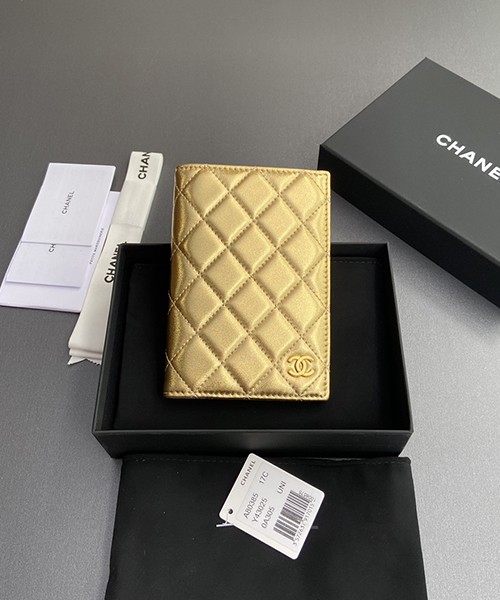 샤넬 여권 케이스 A80385