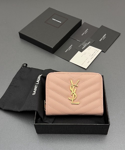 생로랑 카산드라 마틀라세 컴팩트 지퍼라운드 동전지갑 403723