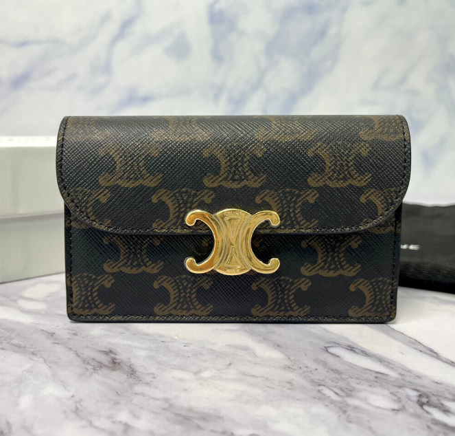 셀린느 트리옹프 캔버스 플랩 롱 카드지갑 탄 10P072CQH04LU 13 x 8 x 1 cm