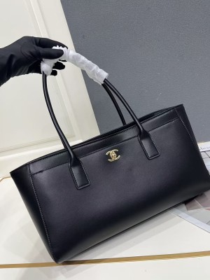 샤넬 26S 서프백 오리지널 카프스킨
