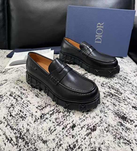 디올 Slickrock 로퍼