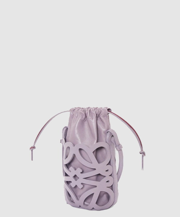 로에베 아나그램 컷아웃 포켓백