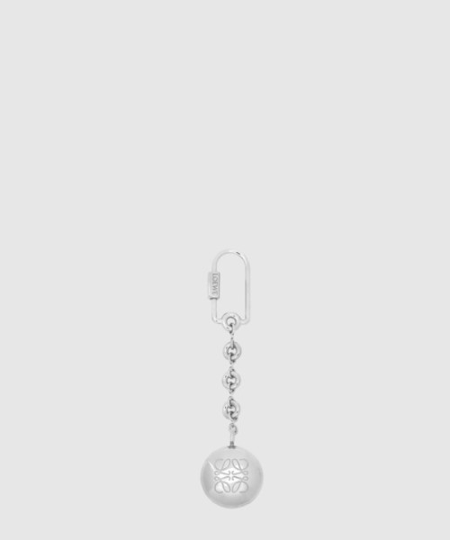 로에베 페블 키링