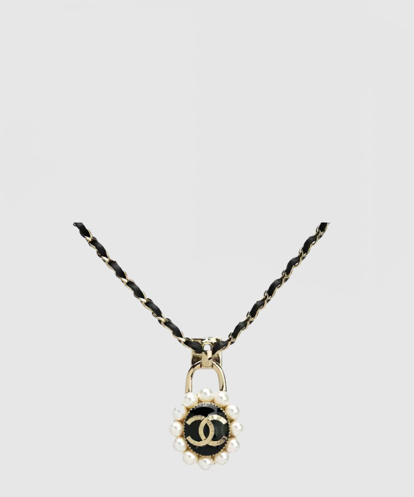 샤넬 목걸이 AB8307