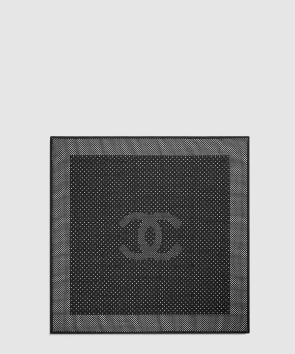 샤넬 스퀘어 스카프 AA9837