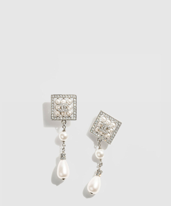 샤넬 귀걸이 ABD467