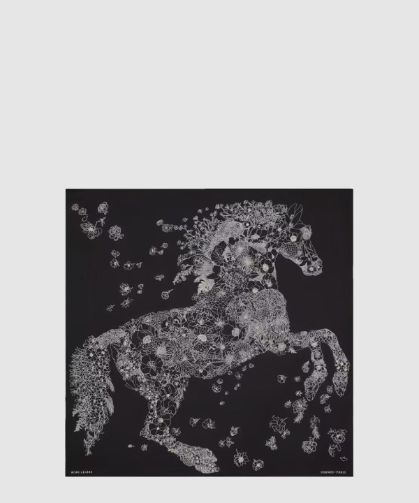 에르메스 Robe Legere 스카프 90