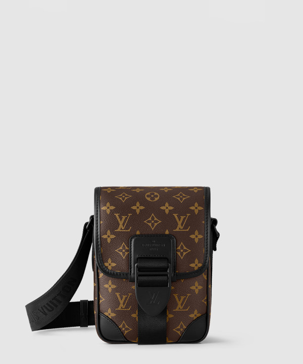 루이비통 S락 버티컬 웨어러블 월릿 M46442