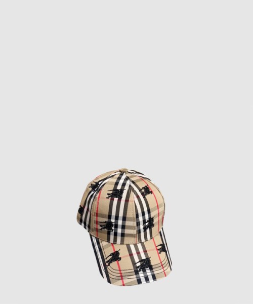 버버리 입체 자수 야구 모자 8015024