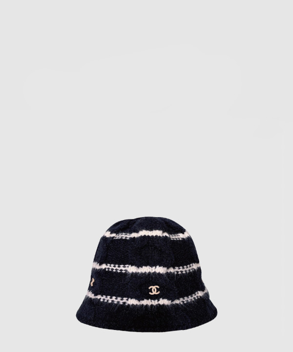 샤넬 니트 스트라이프 캡 AA2321