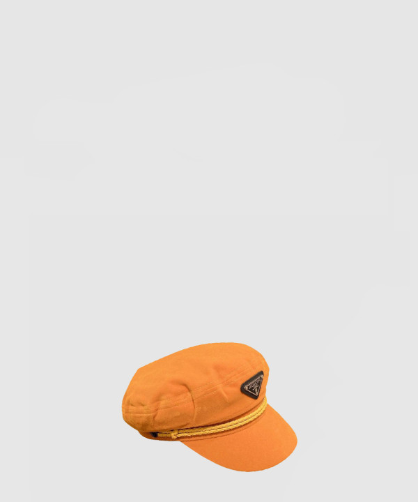 프라다 팔각 모자 2HC137