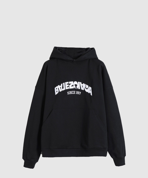 발렌시아가 맨투맨 스웨트셔츠 탑