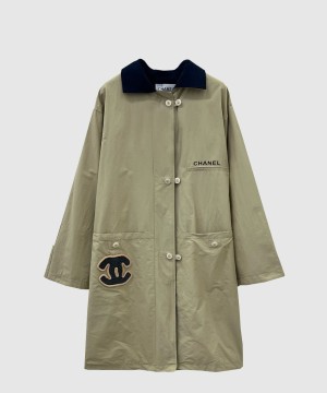 샤넬 로고 코트