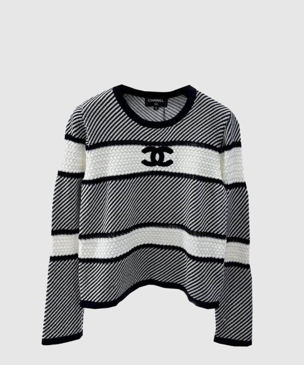 샤넬 로고 니트 상의