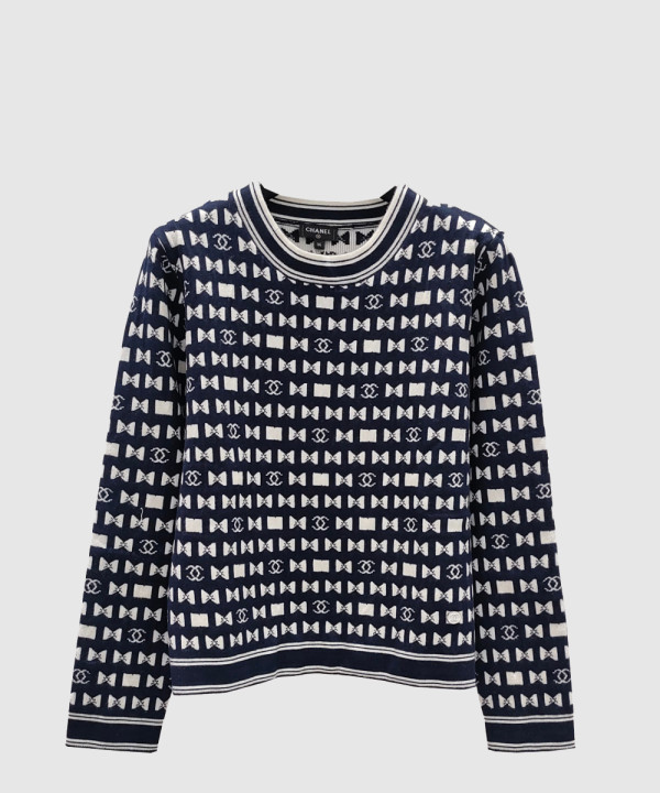 샤넬 로고 니트 상의
