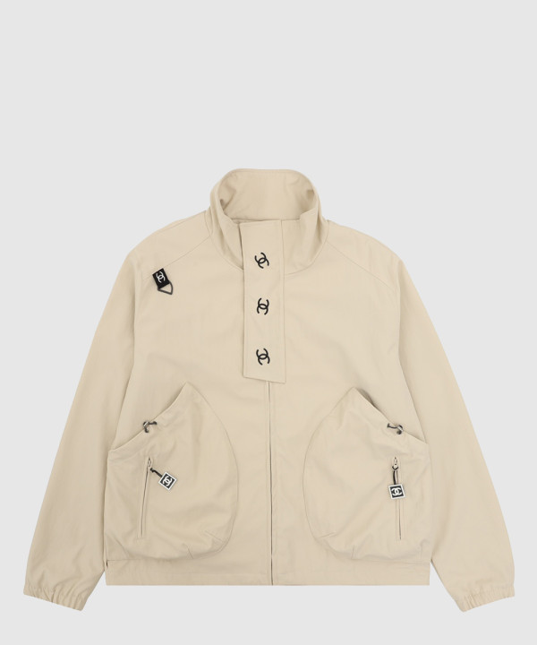 샤넬 로고 쇼트 코트