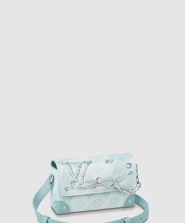 루이비통 레더 모노그램 크로스백 M22637