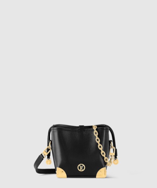 루이비통 노에 퍼스 LV 참 M82886