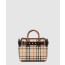 버버리 체크 토트백 8015905