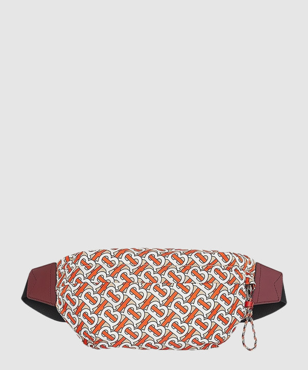 버버리 BT 힙색 8010744