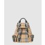 버버리 체크 포켓 스몰 백팩 40784711
