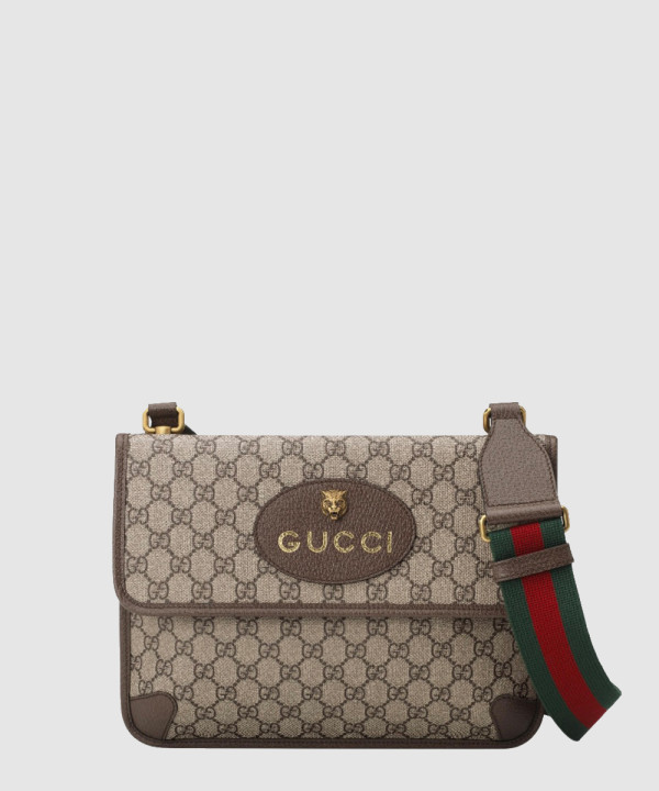 구찌 GG 수프림 메신저백 495654