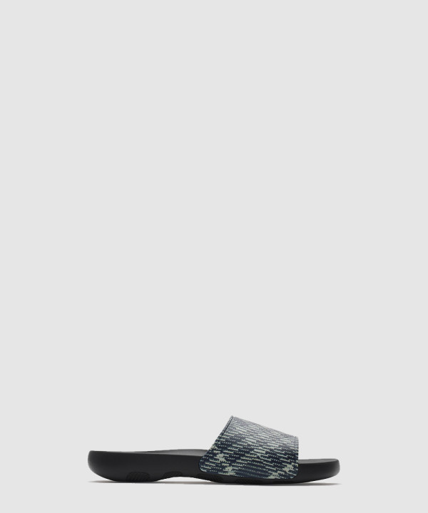 버버리 체크 다이브 슬라이드 81024211