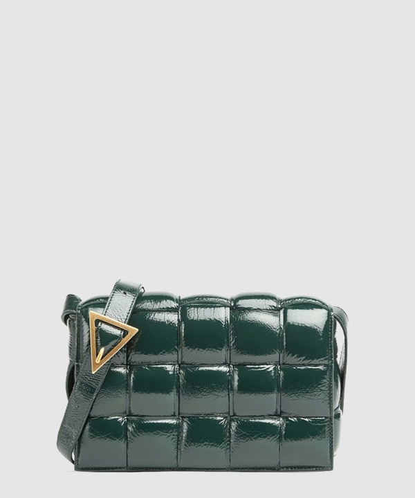 보테가베네타 패디드 카세트 591970