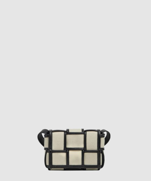 보테가베네타 미니 카세트백 667048