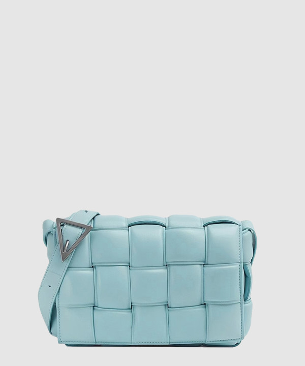 보테가베네타 패디드 카세트 591970