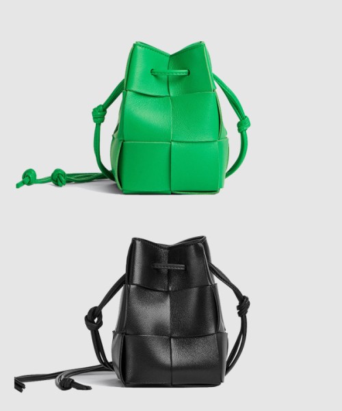 보테가베네타 카세트 미니 크로스바디 버킷백 680217