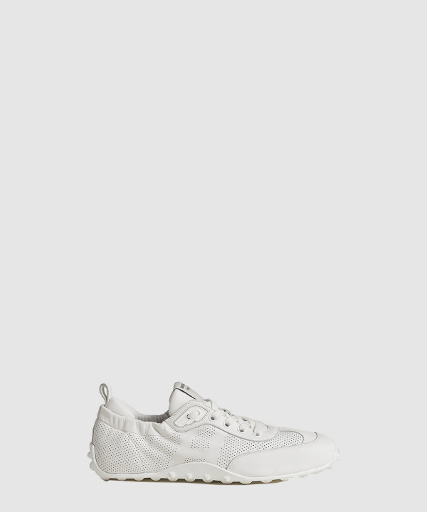 에르메스 스니커즈 인