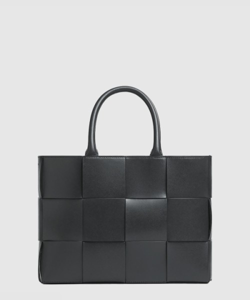 보테가베네타 스트랩을 갖춘 스몰 아르코 토트백 766954